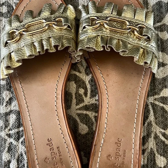 Kate spade gold ruffled chain sandals - Picture 5 of 7